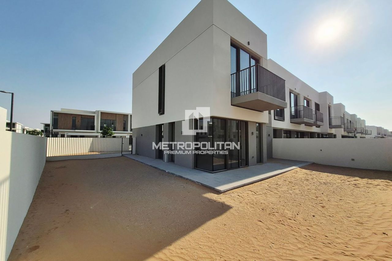 Вилла в Дубае, ОАЭ, 212 м² - фото 2