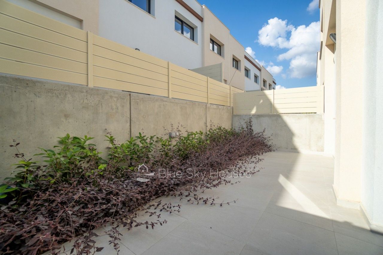 Таунхаус в Лимасоле, Кипр, 92 м² - фото 12