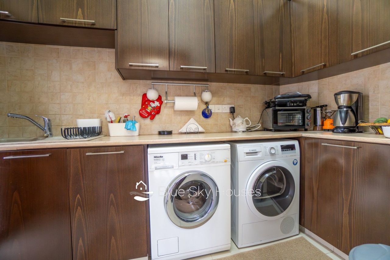 Вилла в Лимасоле, Кипр, 316 м² - фото 17