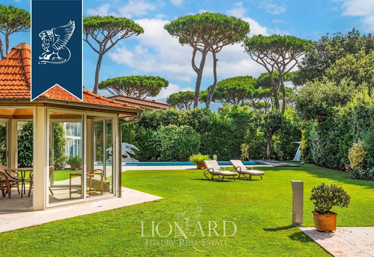 Вилла в Форте деи Марми, Италия, 650 м² - фото 4