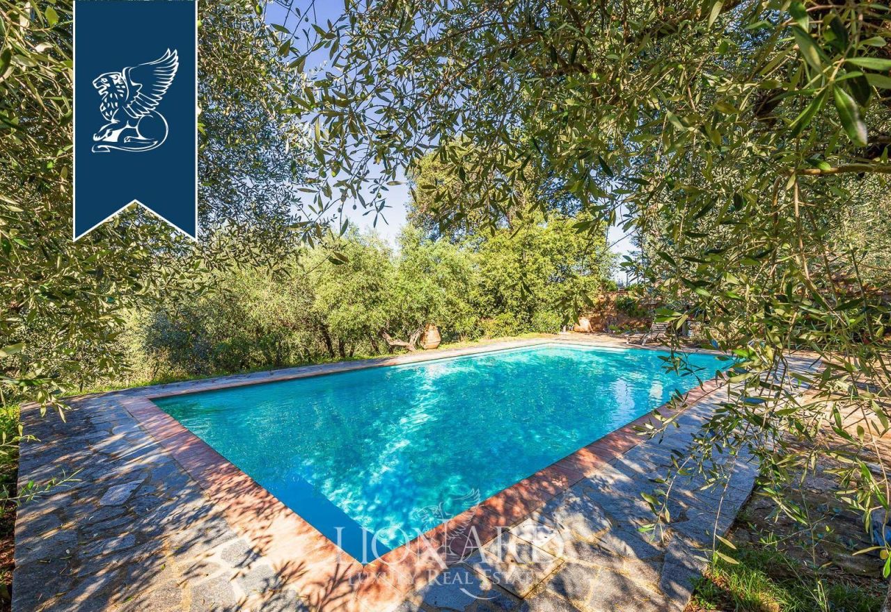 Вилла во Флоренции, Италия, 1 350 м² - фото 6