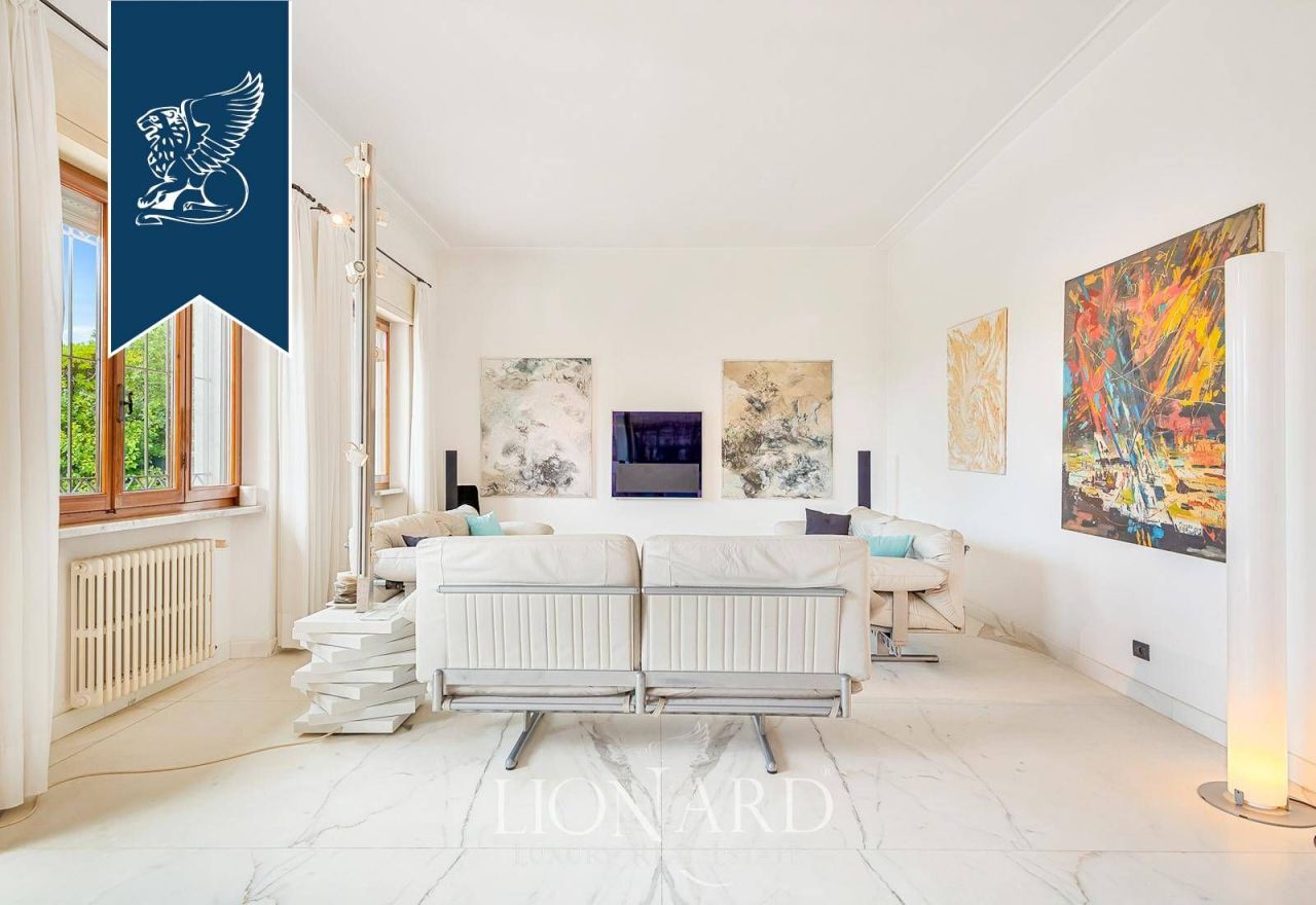 Вилла в Форте деи Марми, Италия, 650 м² - фото 13