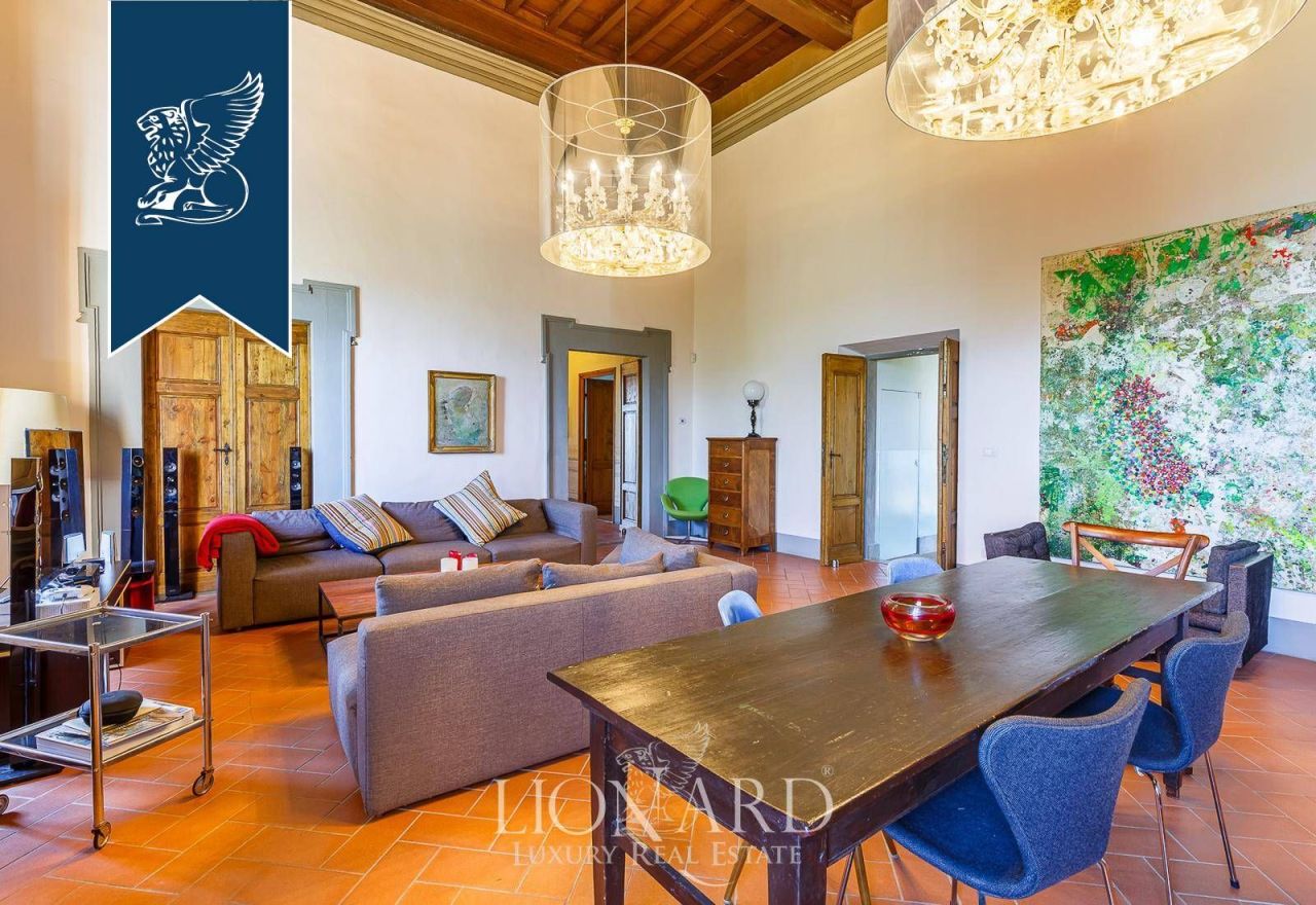 Вилла во Флоренции, Италия, 1 350 м² - фото 18