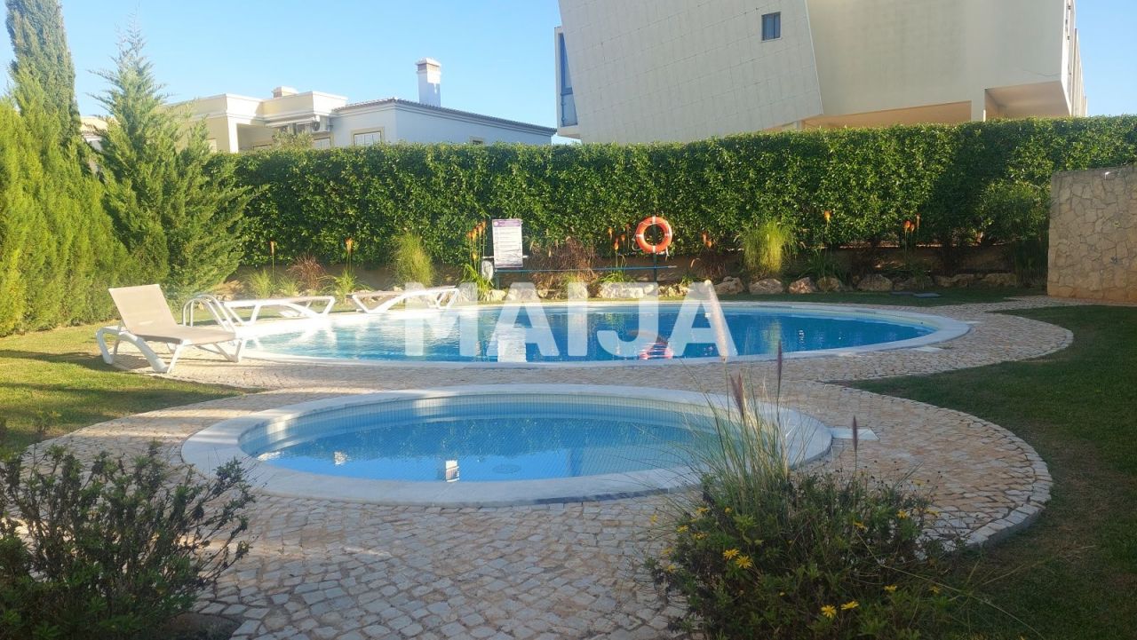 Квартира в Алворе, Португалия, 104.72 м² - фото 1