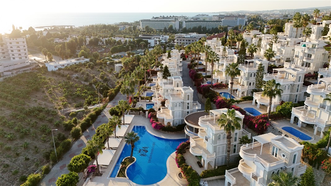 Вилла в Конаклы, Турция, 3 000 м² - фото 6