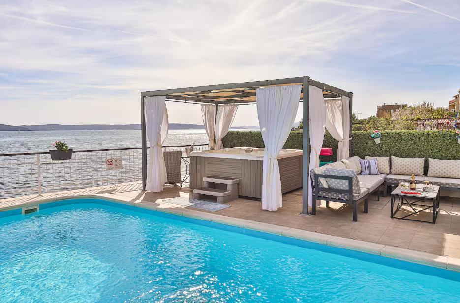 Вилла Kastel Sucurac, Хорватия, 458 м² - фото 3