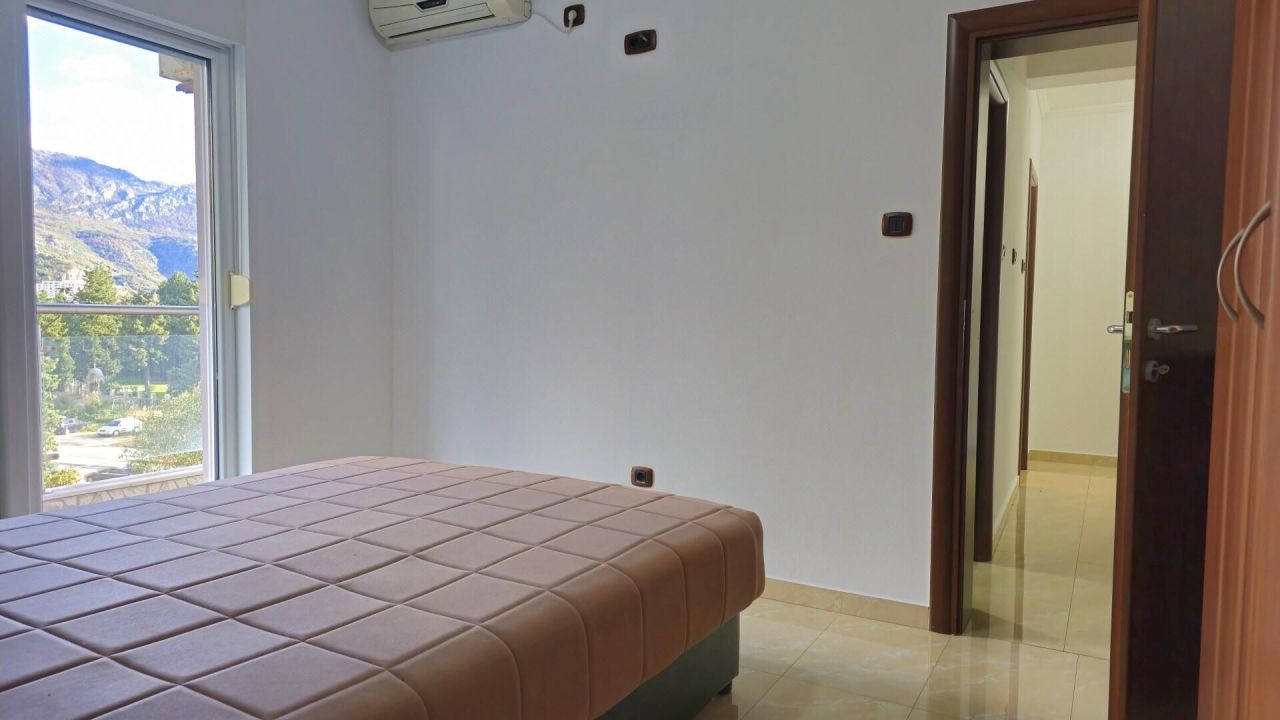 Квартира в Бечичи, Черногория, 99 м² - фото 9