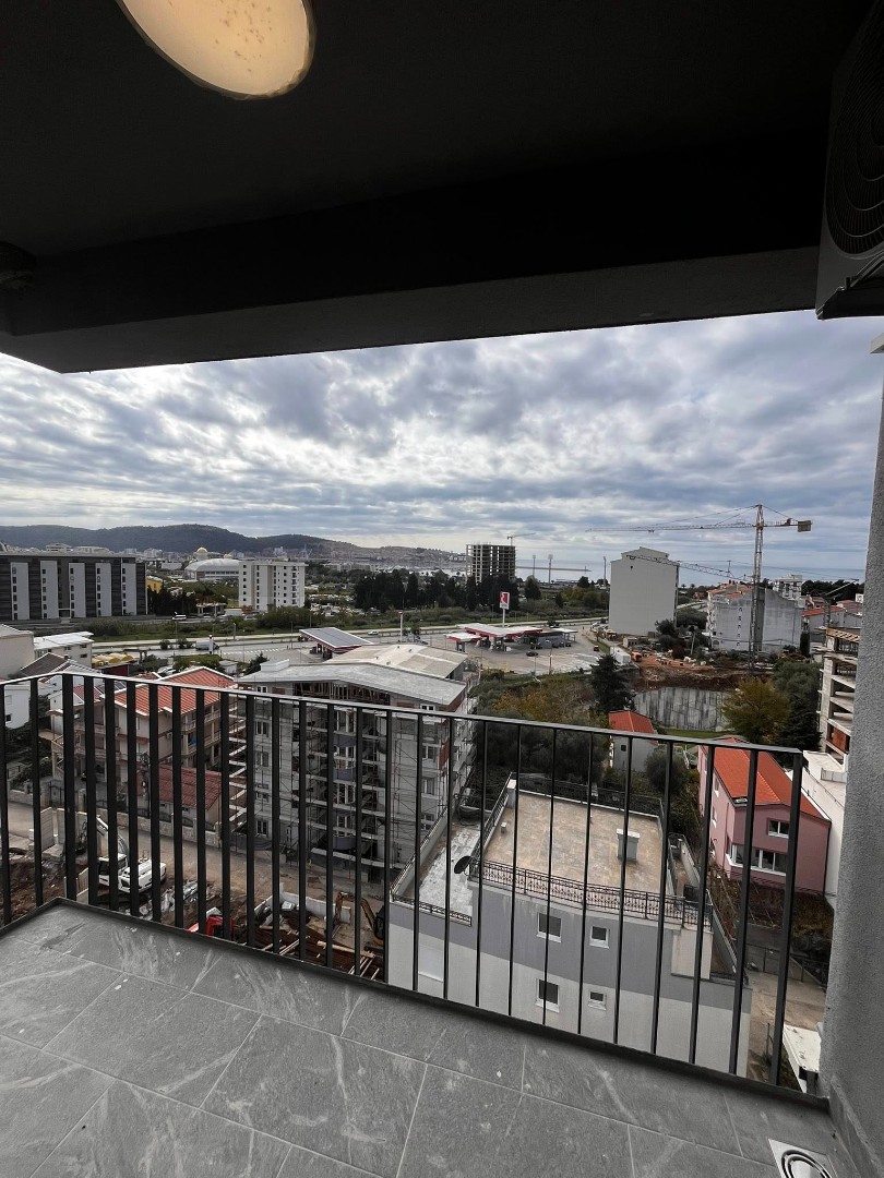 Квартира в Баре, Черногория, 73 м² - фото 2