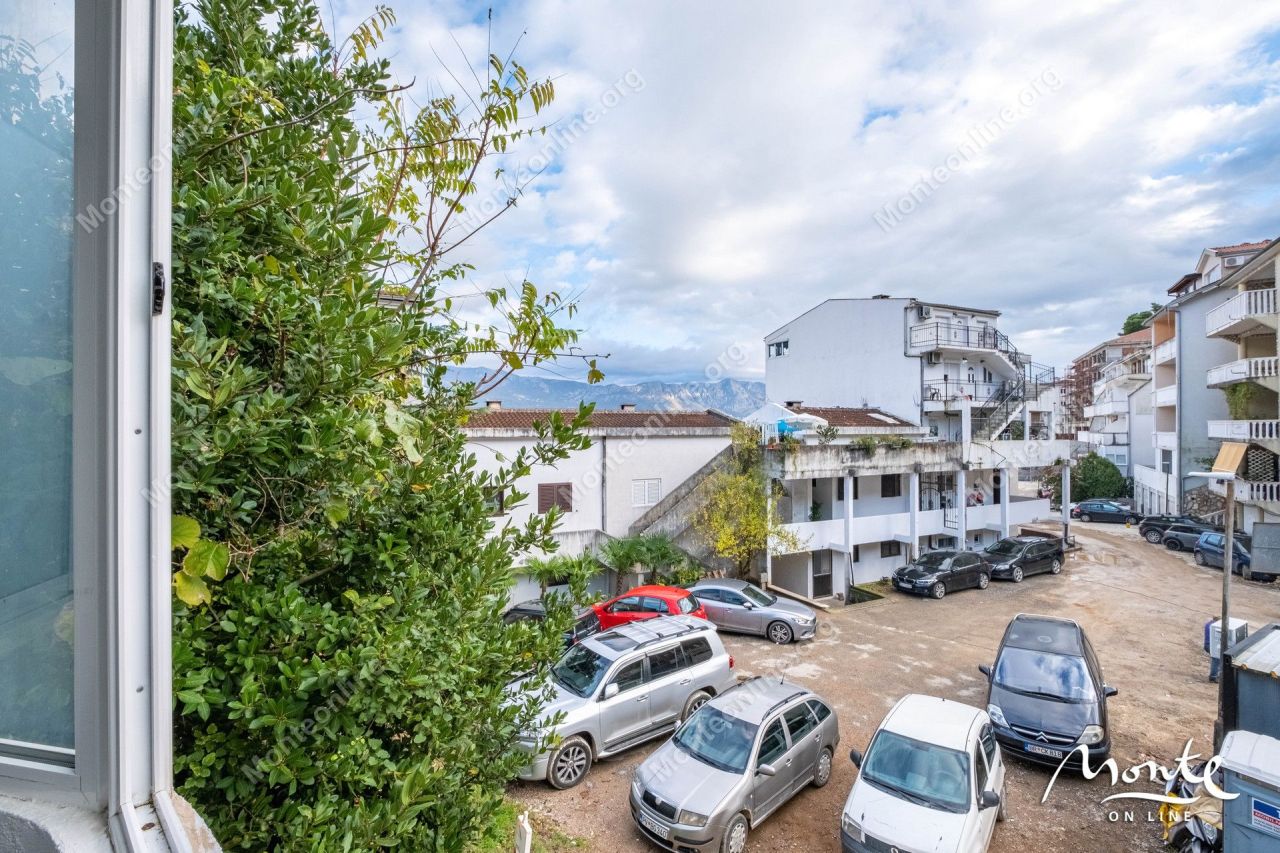 Апартаменты в Будве, Черногория, 42 м² - фото 19