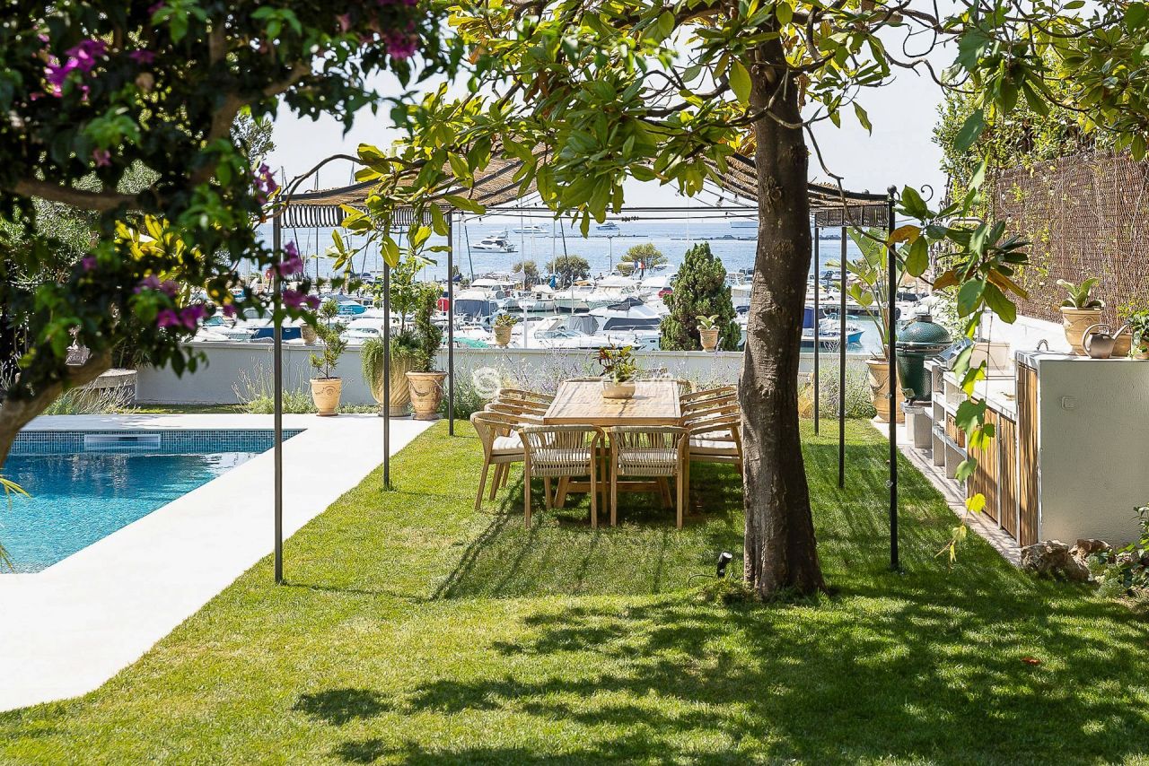 Вилла в Антибе, Франция, 300 м² - фото 6