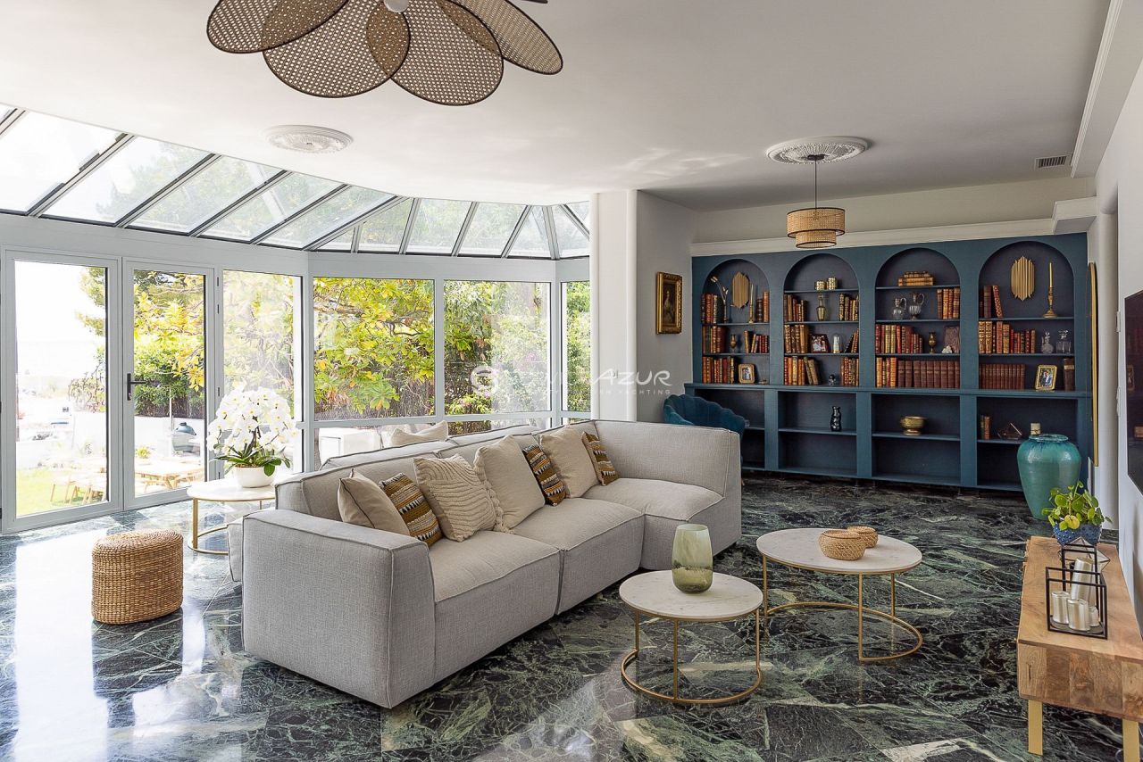 Вилла в Антибе, Франция, 300 м² - фото 8