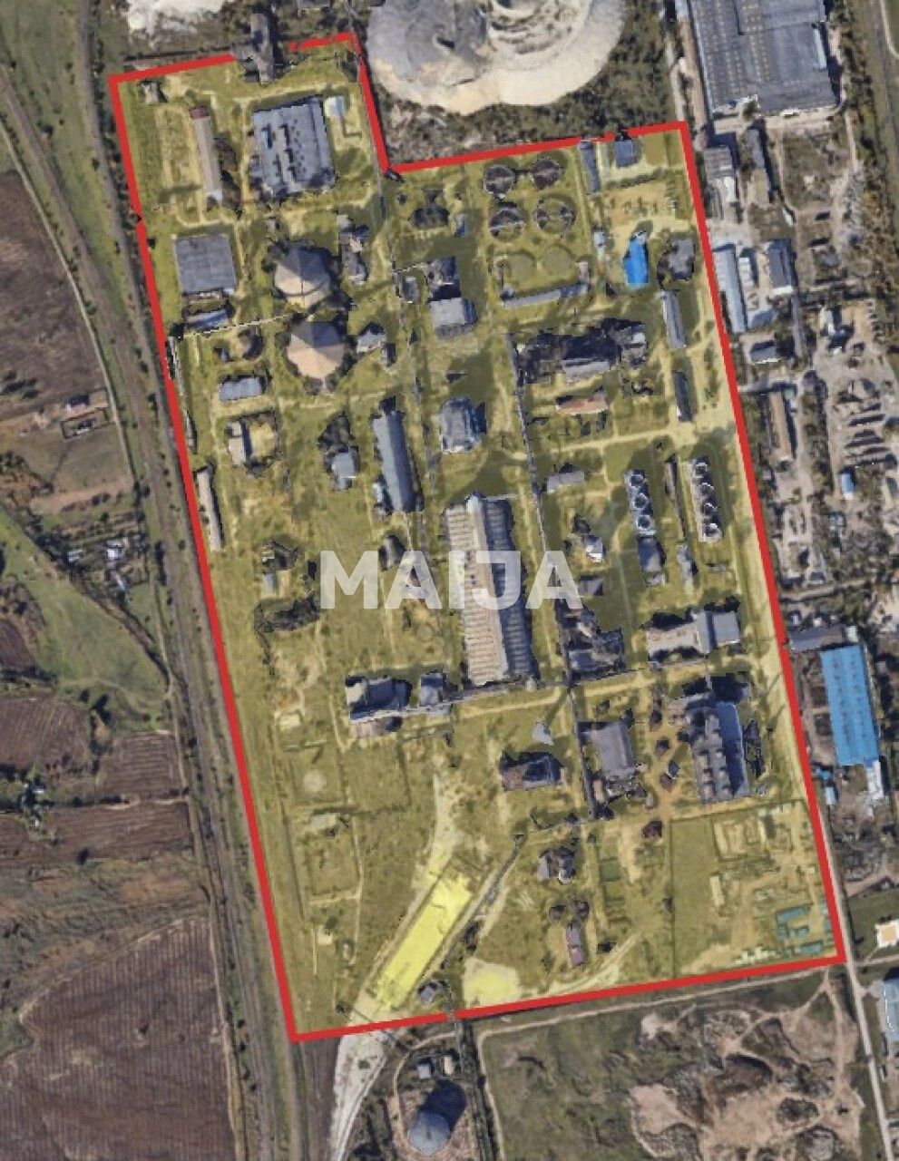 Земля Bacău, Румыния, 460 000 м² - фото 1