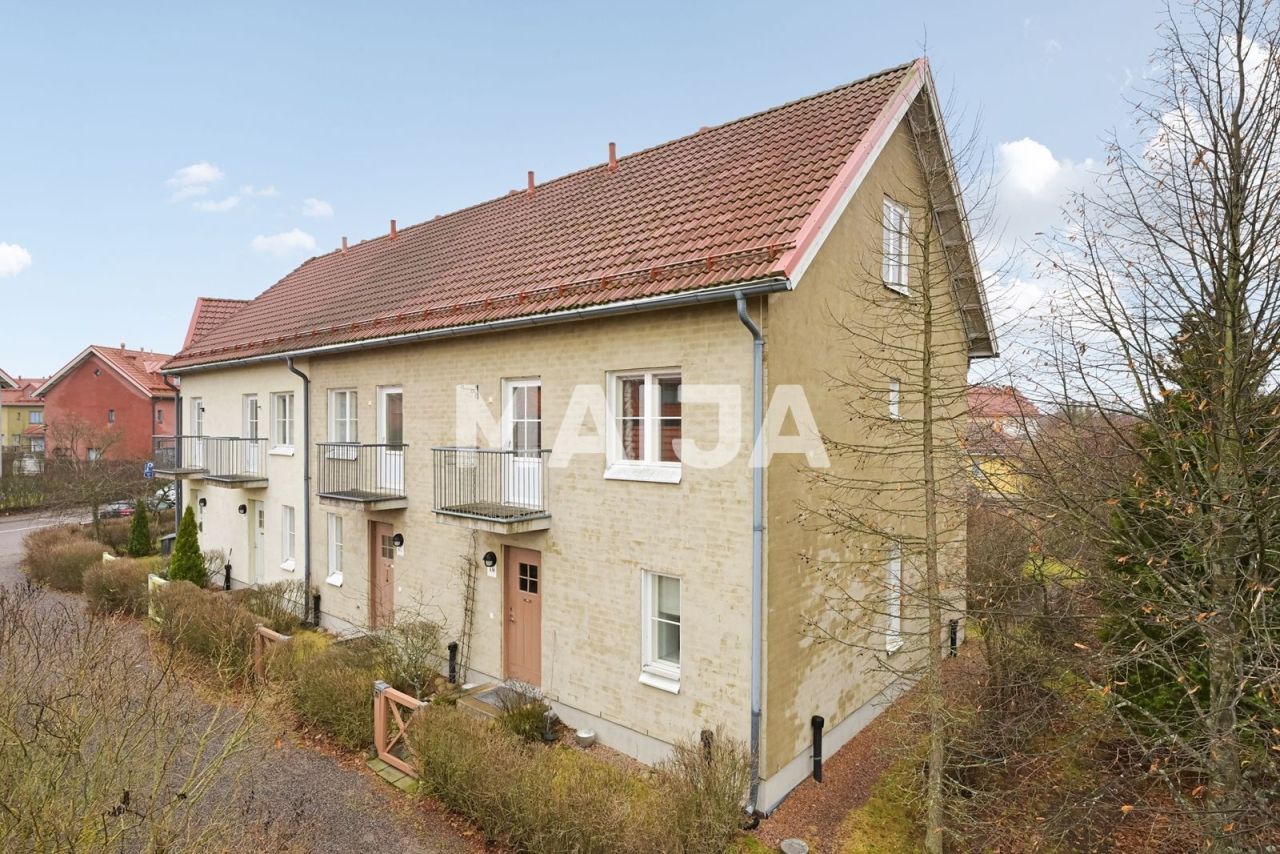 Квартира в Вантаа, Финляндия, 98 м² - фото 1