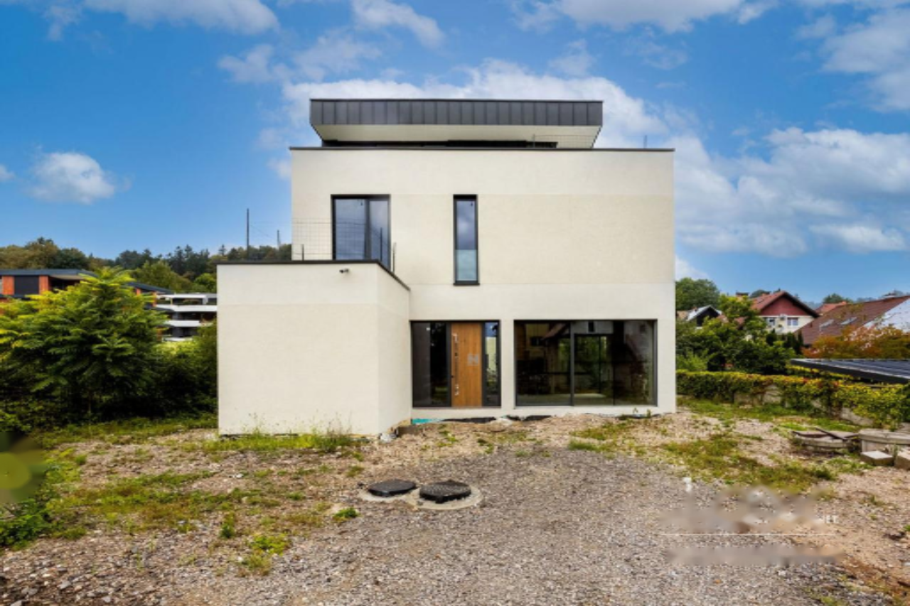 Дом в Любляне, Словения, 469 м² - фото 1