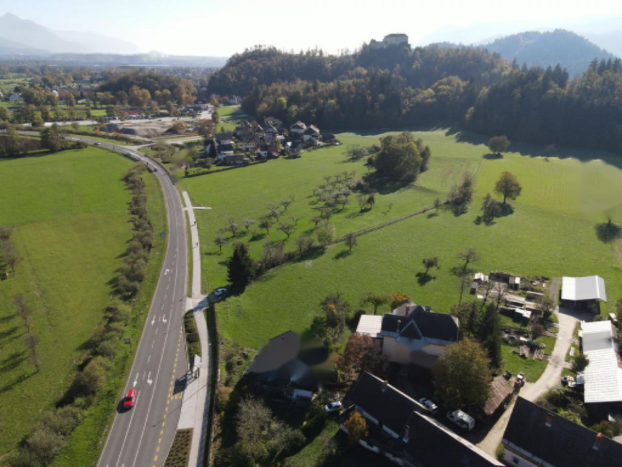 Земля в Бледе, Словения, 887 м² - фото 2