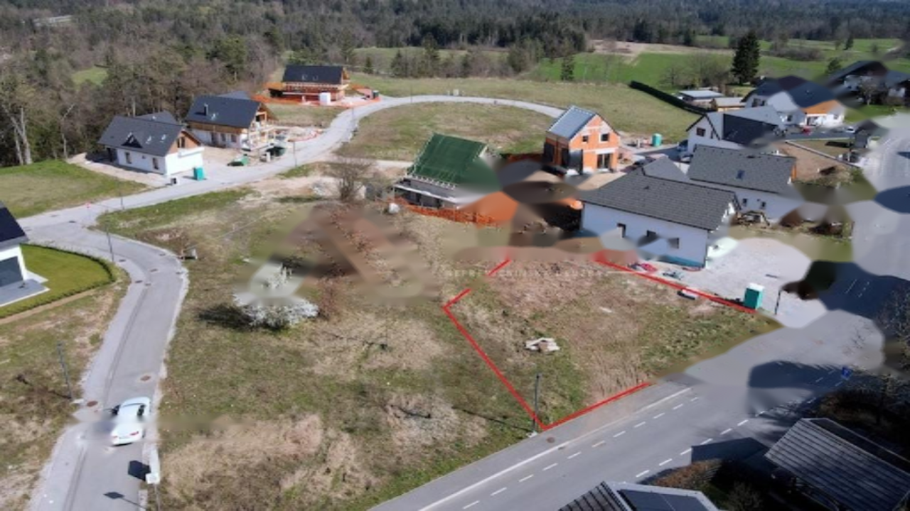 Земля в Бледе, Словения, 608 м² - фото 3