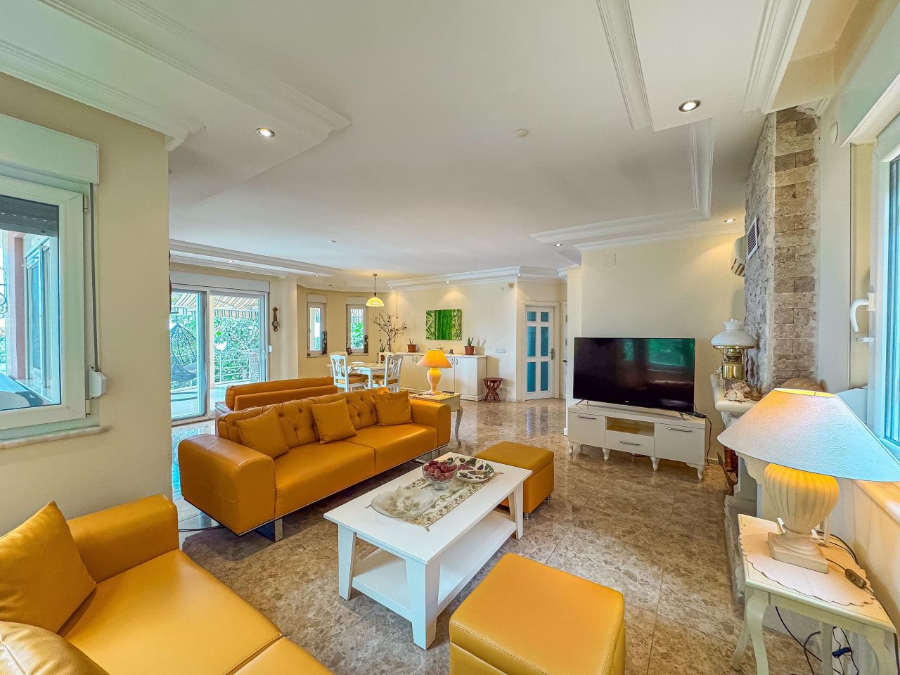 Вилла в Алании, Турция, 250 м² - фото 1