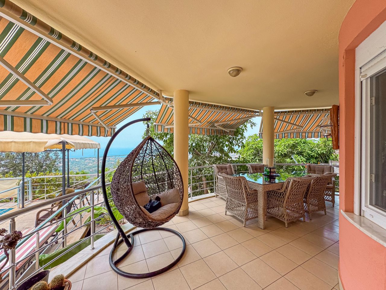 Вилла в Алании, Турция, 250 м² - фото 16