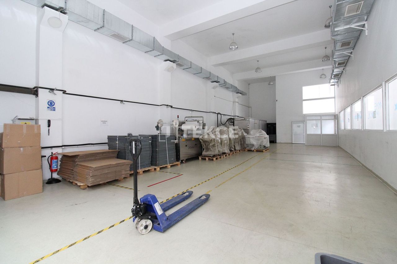 Коммерческая недвижимость в Анкаре, Турция, 1 350 м² - фото 11