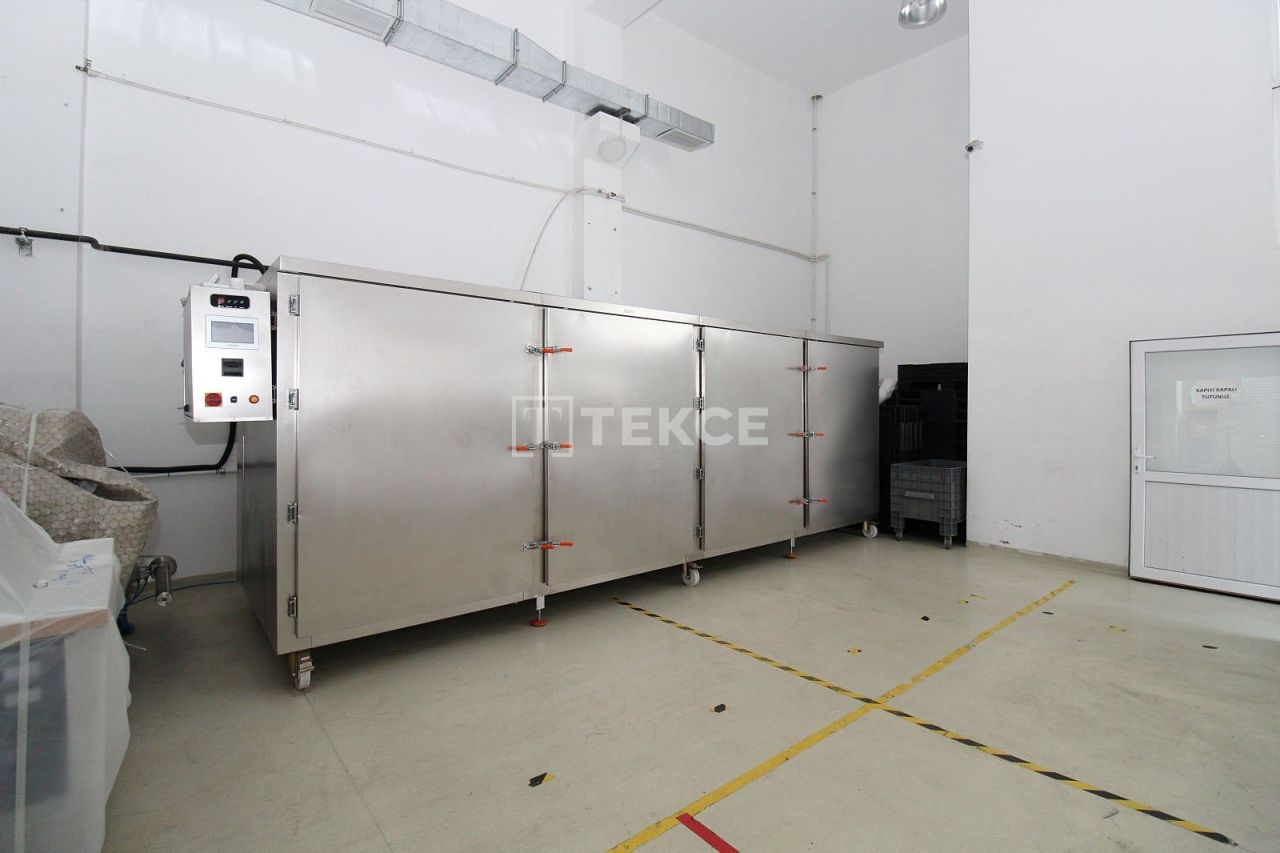 Коммерческая недвижимость в Анкаре, Турция, 1 350 м² - фото 16