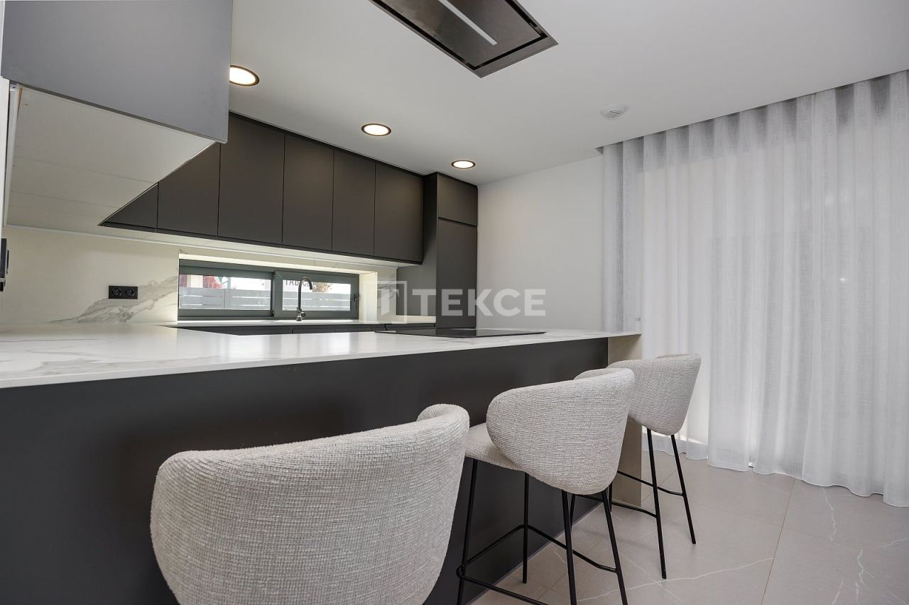 Вилла в Торревьехе, Испания, 340 м² - фото 17