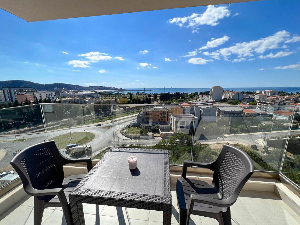 Квартира в Баре, Черногория, 71 м² - фото 1