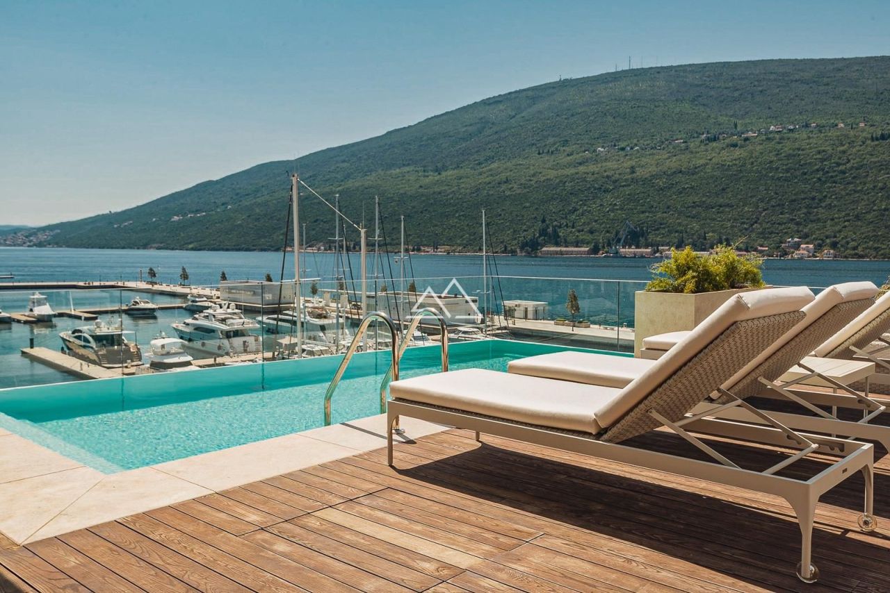 Апартаменты Херцег Нови, Черногория, 611 м² - фото 1