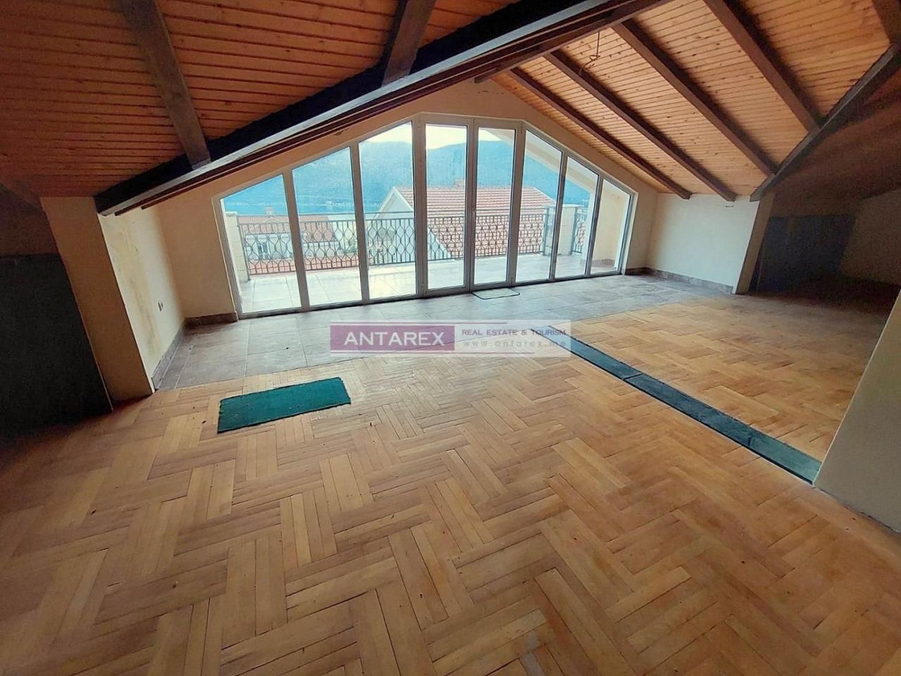 Вилла в Херцег-Нови, Черногория, 252 м² - фото 8