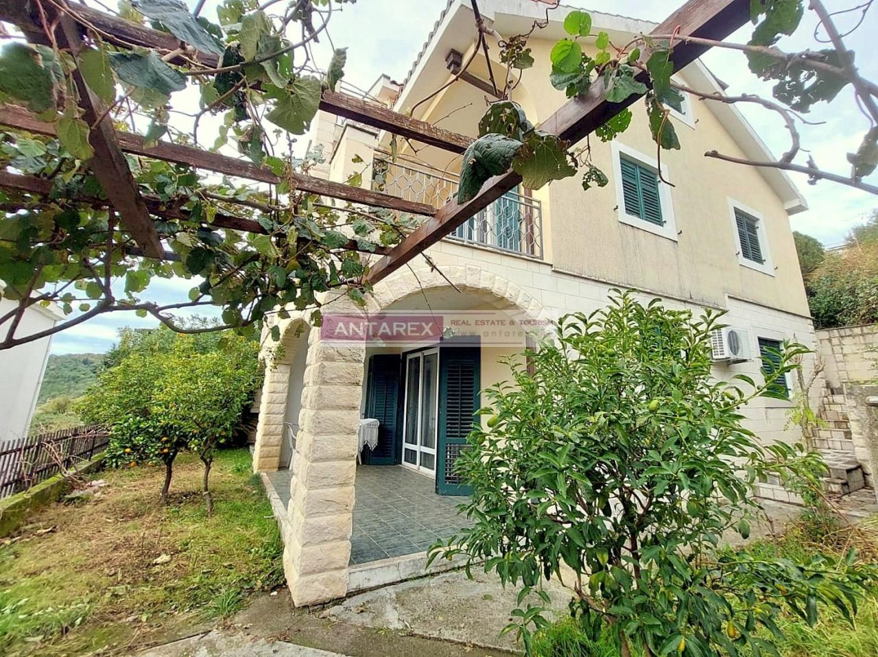 Вилла в Херцег-Нови, Черногория, 252 м² - фото 16