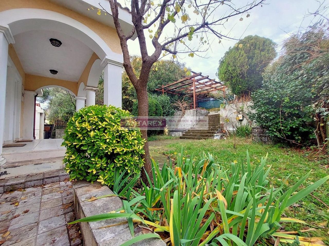 Вилла в Херцег-Нови, Черногория, 252 м² - фото 17