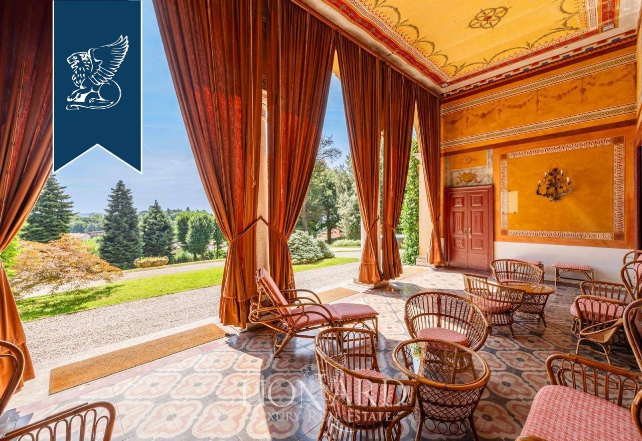 Вилла в Комо, Италия, 750 м² - фото 8