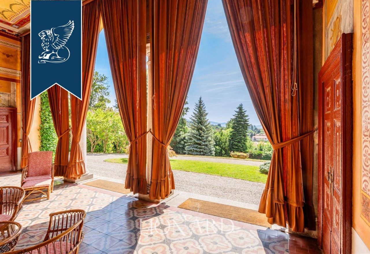 Вилла в Комо, Италия, 750 м² - фото 9