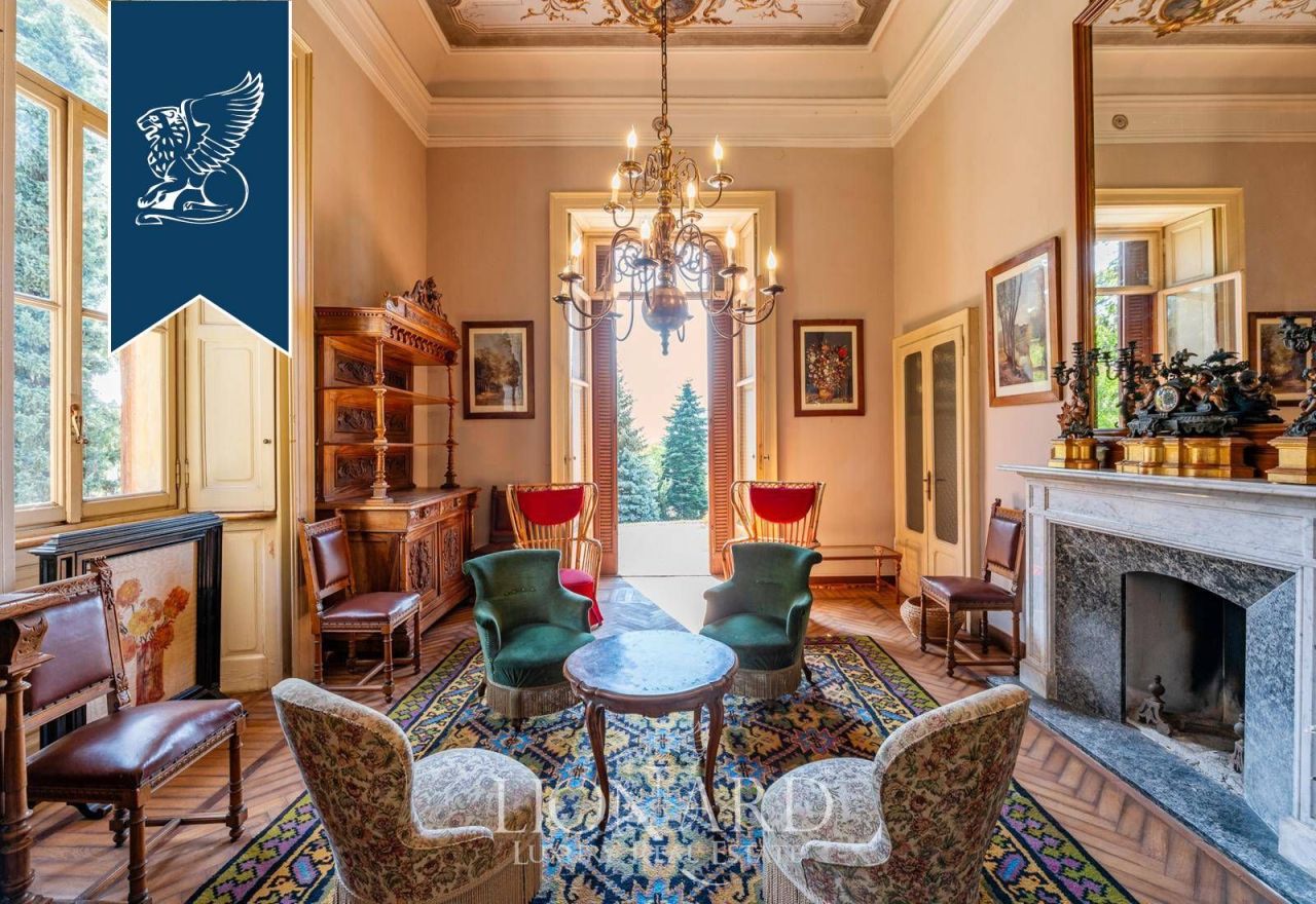 Вилла в Комо, Италия, 750 м² - фото 13