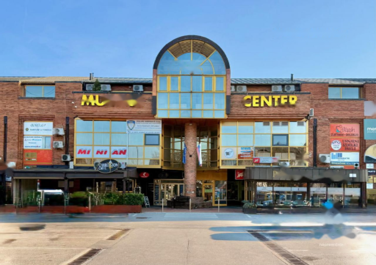 Офис в Любляне, Словения, 44 м² - фото 1