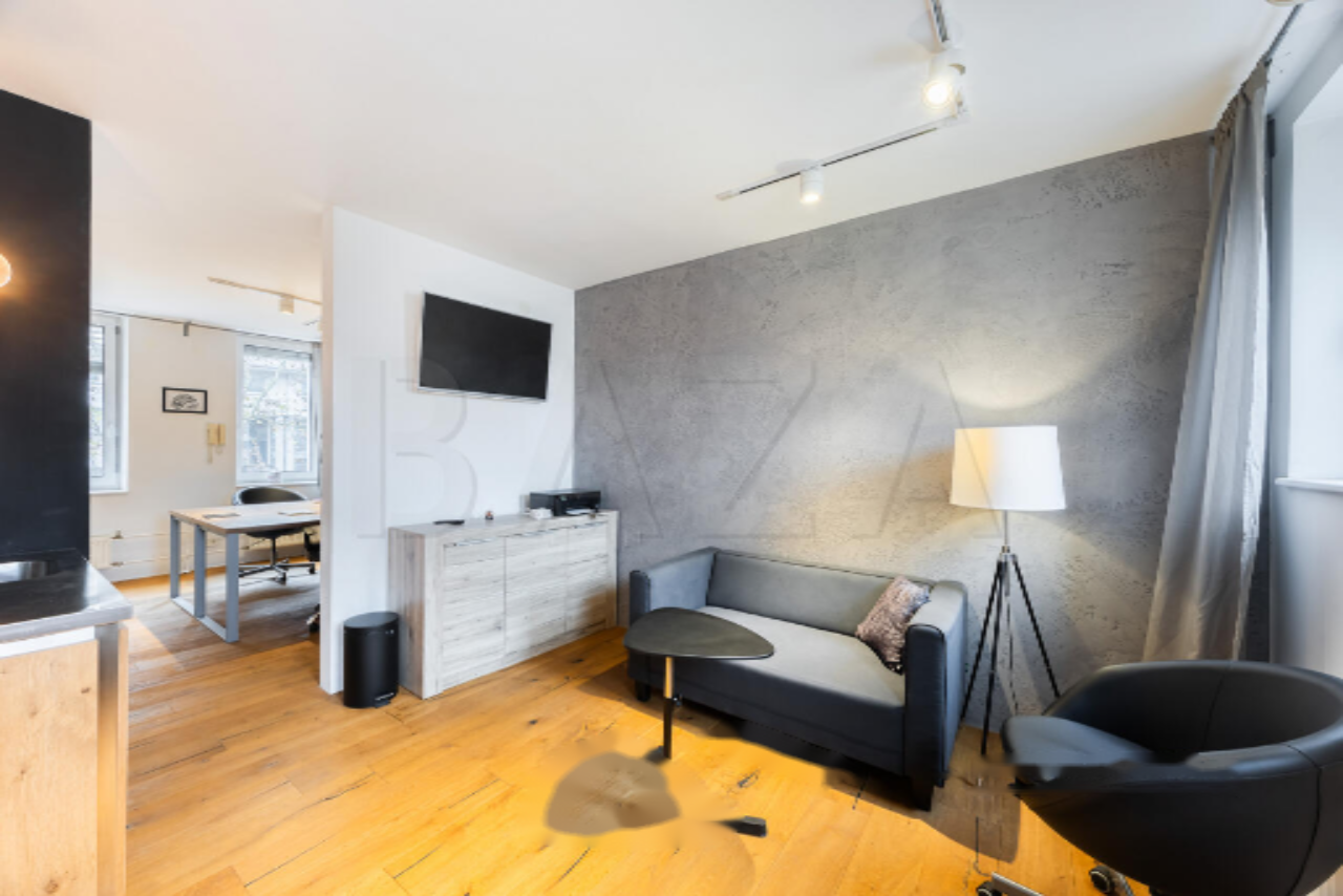 Офис в Любляне, Словения, 29 м² - фото 1