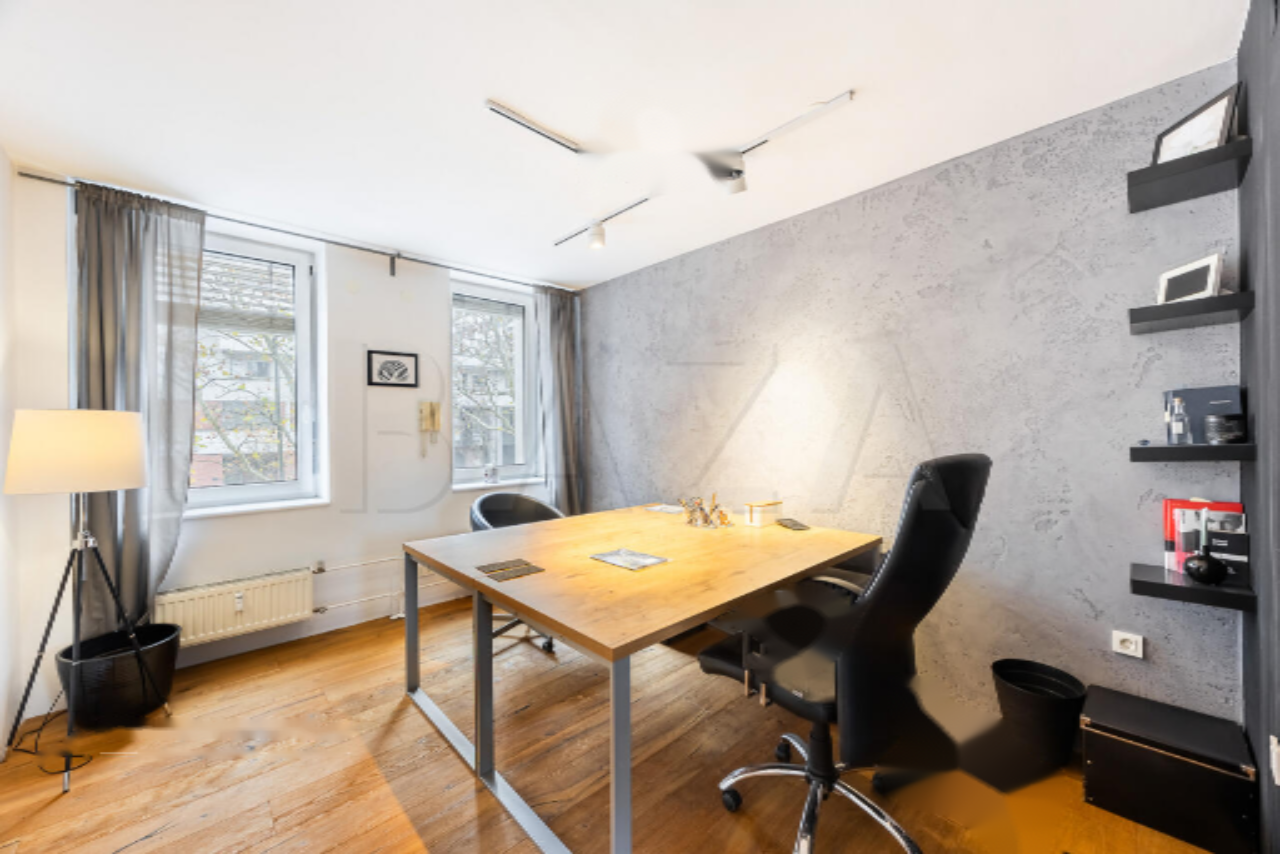 Офис в Любляне, Словения, 29 м² - фото 4