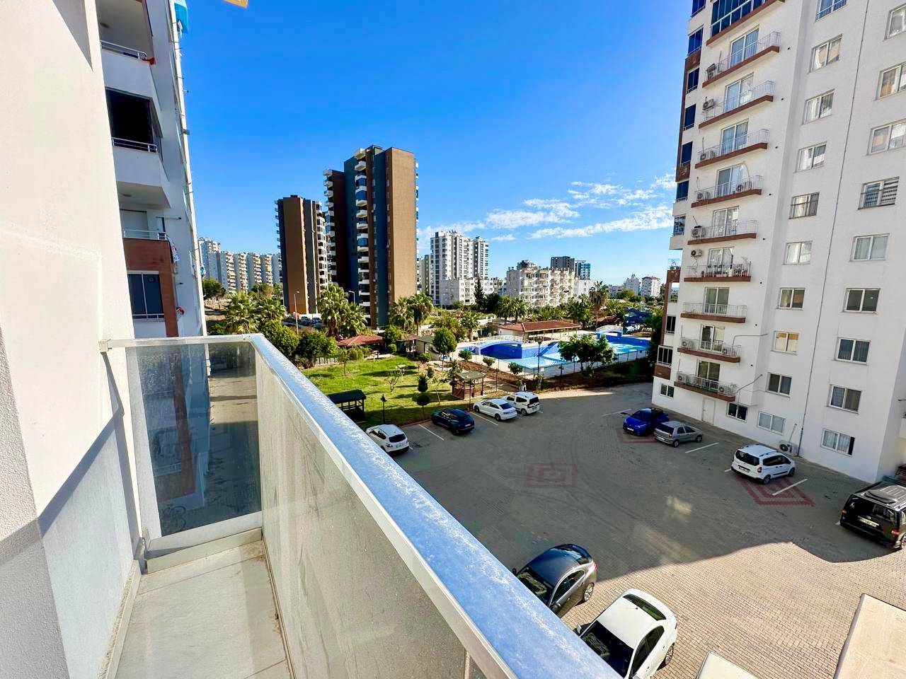 Квартира в Мерсине, Турция, 90 м² - фото 1