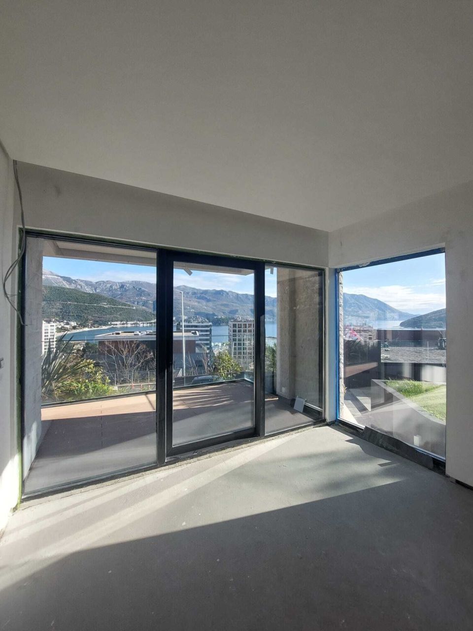 Квартира в Будве, Черногория, 65 м² - фото 2