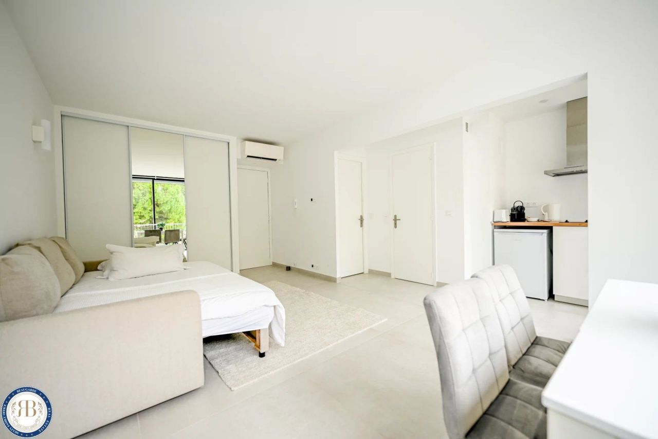 Студия в Больё-сюр-Мер, Франция - фото 9