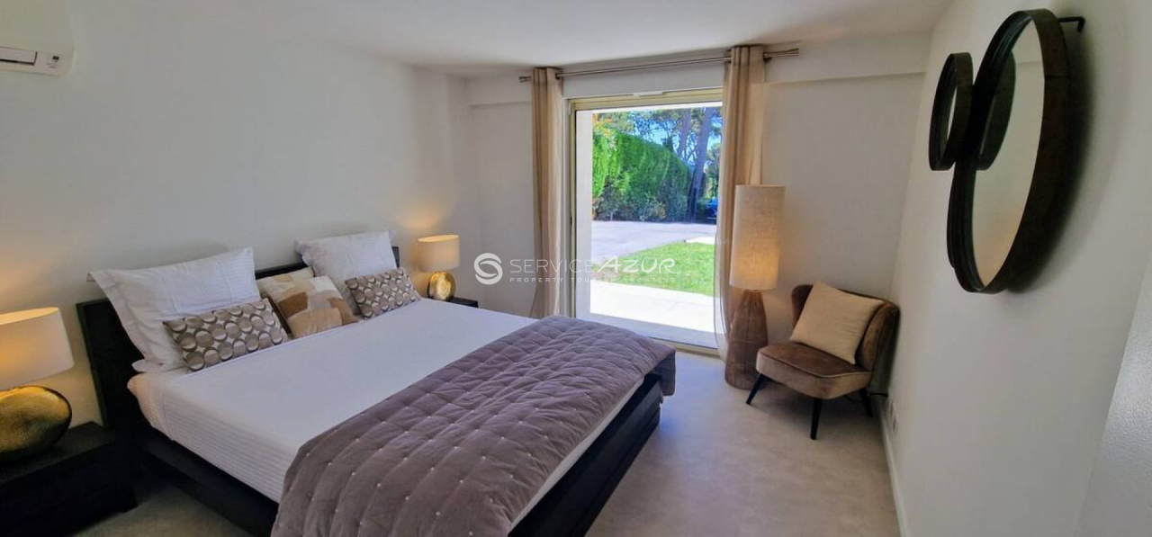 Вилла в Антибе, Франция, 300 м² - фото 8