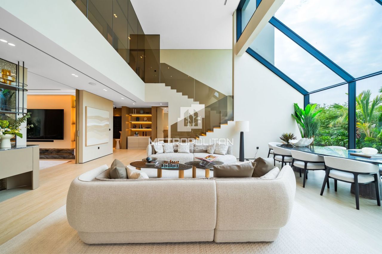 Вилла в Дубае, ОАЭ, 989 м² - фото 2