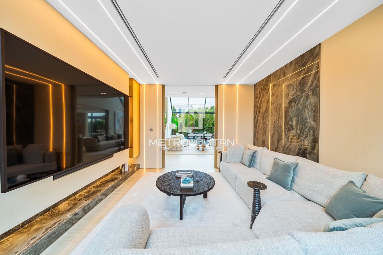 Вилла в Дубае, ОАЭ, 989 м² - фото 4