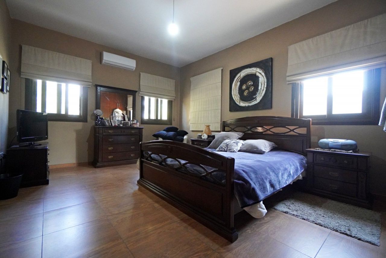 Вилла в Ларнаке, Кипр, 6 020 м² - фото 7