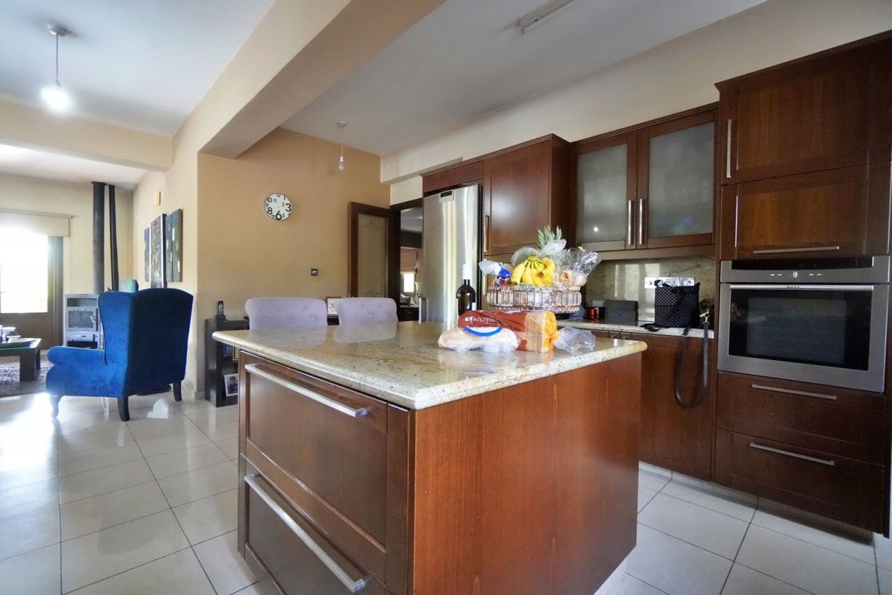 Вилла в Ларнаке, Кипр, 6 020 м² - фото 12