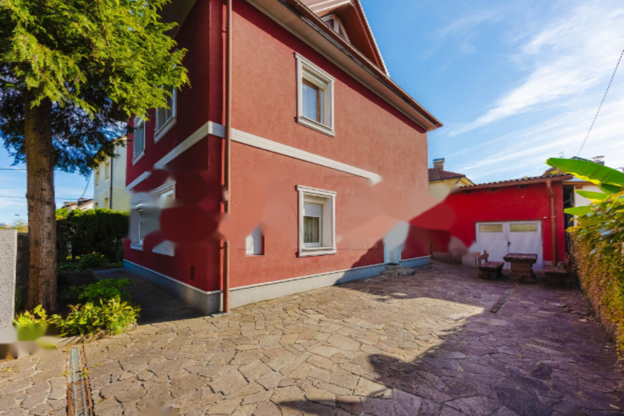 Дом в Любляне, Словения, 240 м² - фото 1