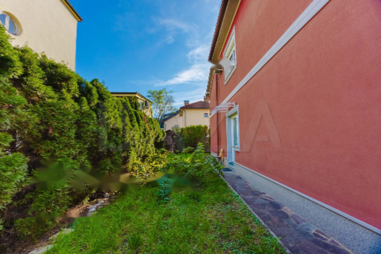 Дом в Любляне, Словения, 240 м² - фото 2