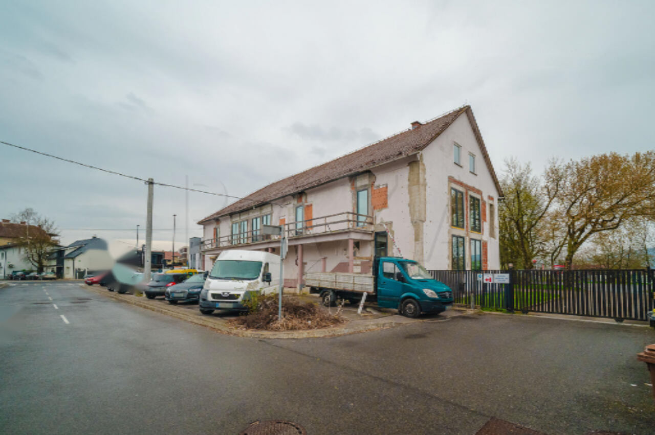 Офис в Любляне, Словения, 1 045 м² - фото 3