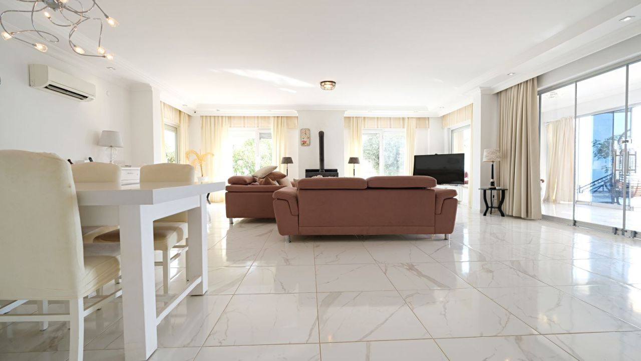 Вилла в Алании, Турция, 430 м² - фото 8