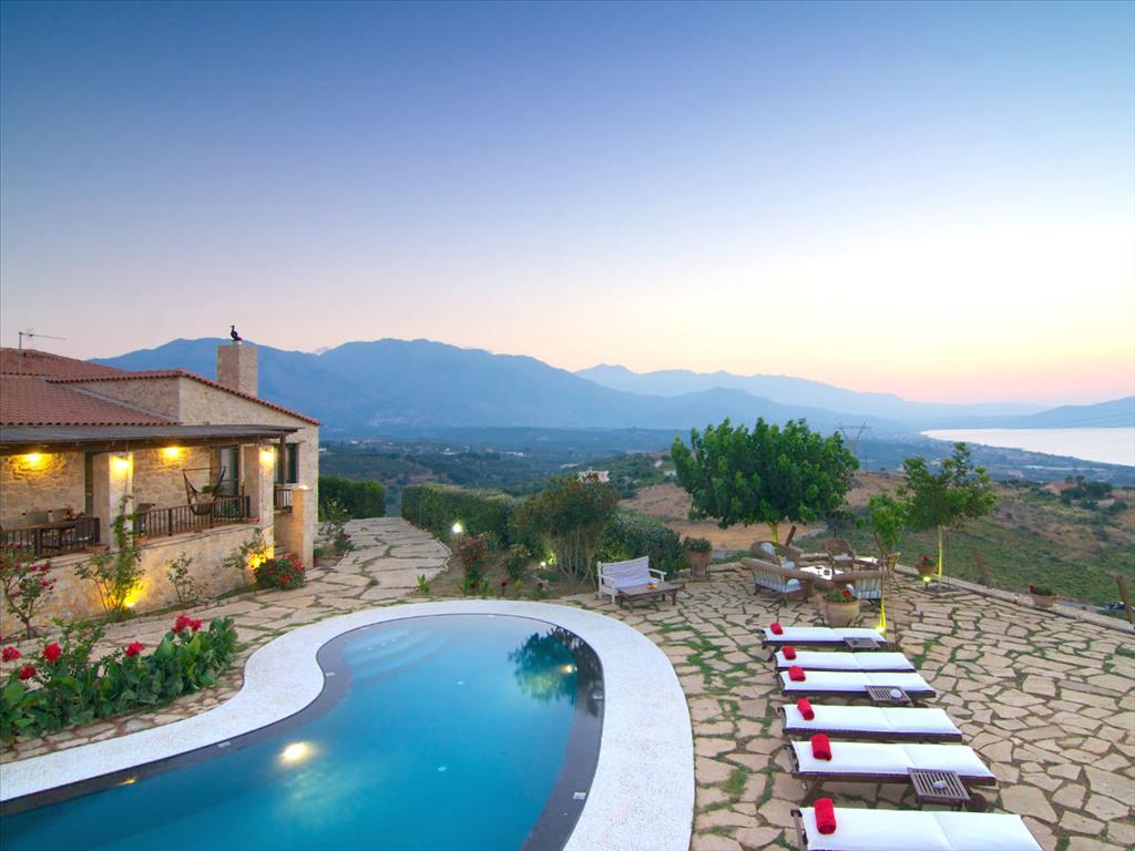 Вилла в Ираклионе, Греция, 450 м² - фото 2