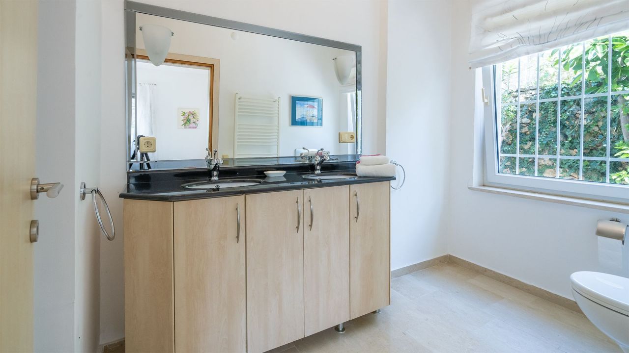 Вилла в Алании, Турция, 280 м² - фото 16